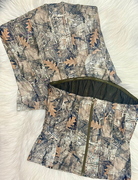 Backwoods Bombshell Corset