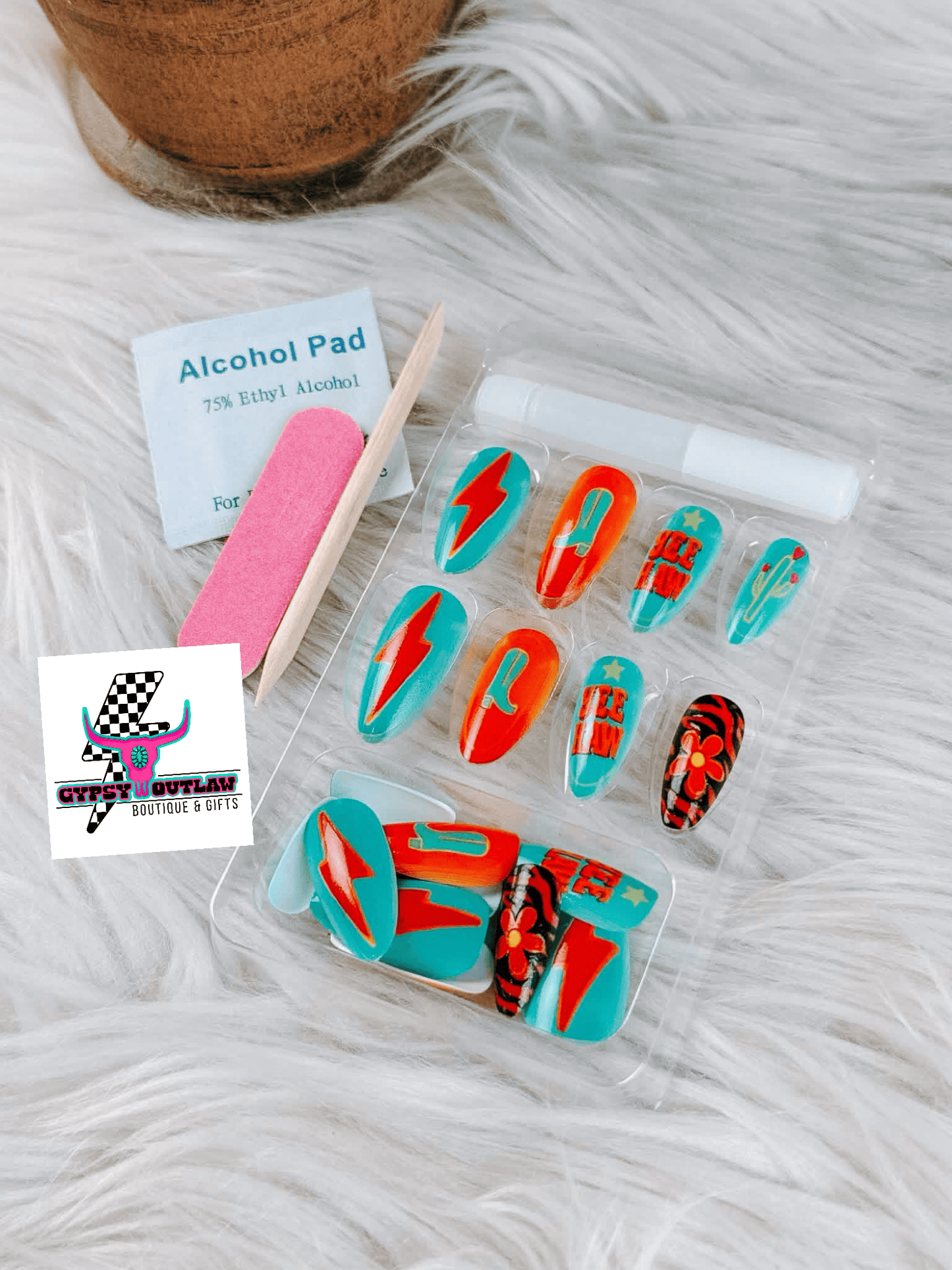 Punchy Press On Nail Sets